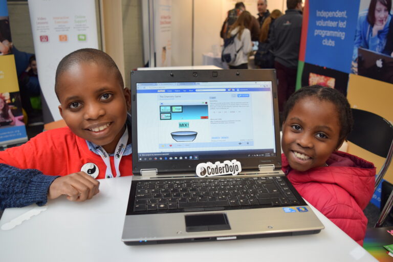 How AI and Coding Work Together: A Guide for Parents and Kids