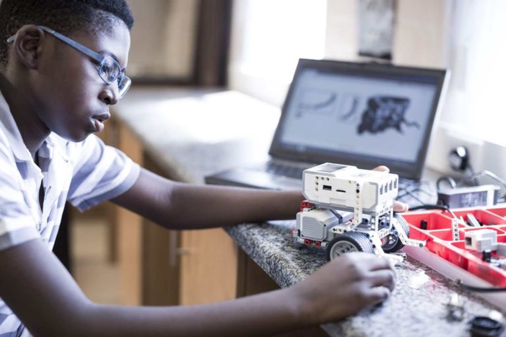 Best Technology Skills for Kids in 2026: A Parent’s Guide
