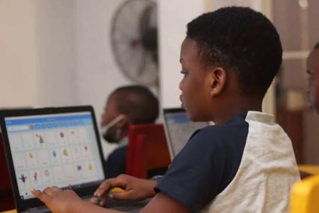 Best Coding Programs for Kids and Teens in Kenya