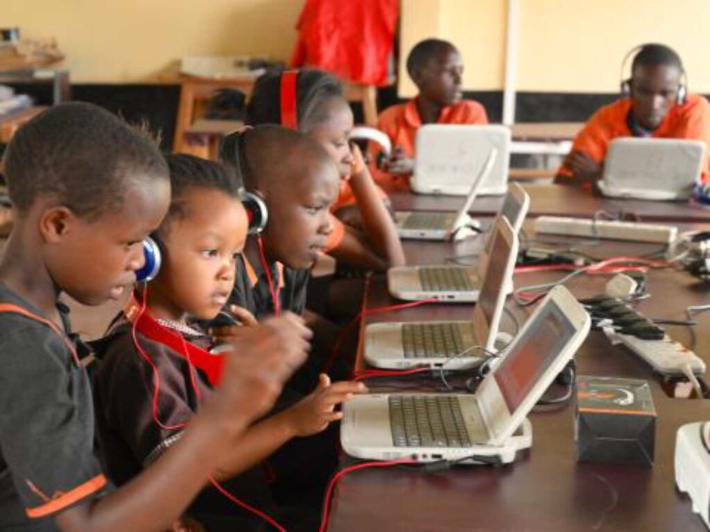 AI classes for children in Nairobi